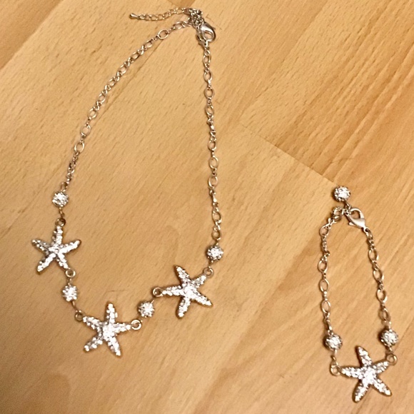 Jewelry - Stunning Starfish Necklace and Bracelet Set 🎁🏝
